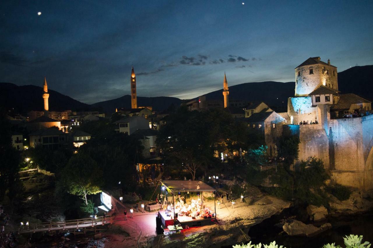 Next To The Old Bridge Apartments Mostar Bagian luar foto